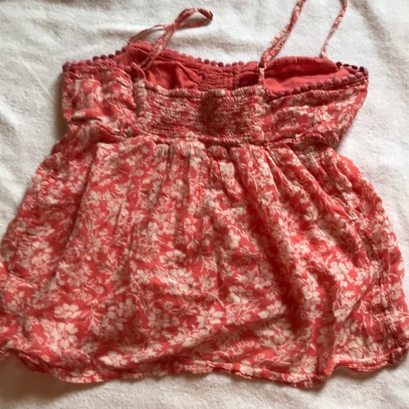 Flowy pink or salmon crop top - Picture 3 of 3